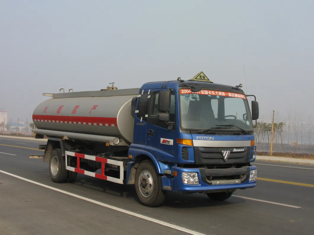 HOWO Fuel Dispenser Tanker Truck 4X2 Petrol Oil Diesel Delivery and Refueling Truck